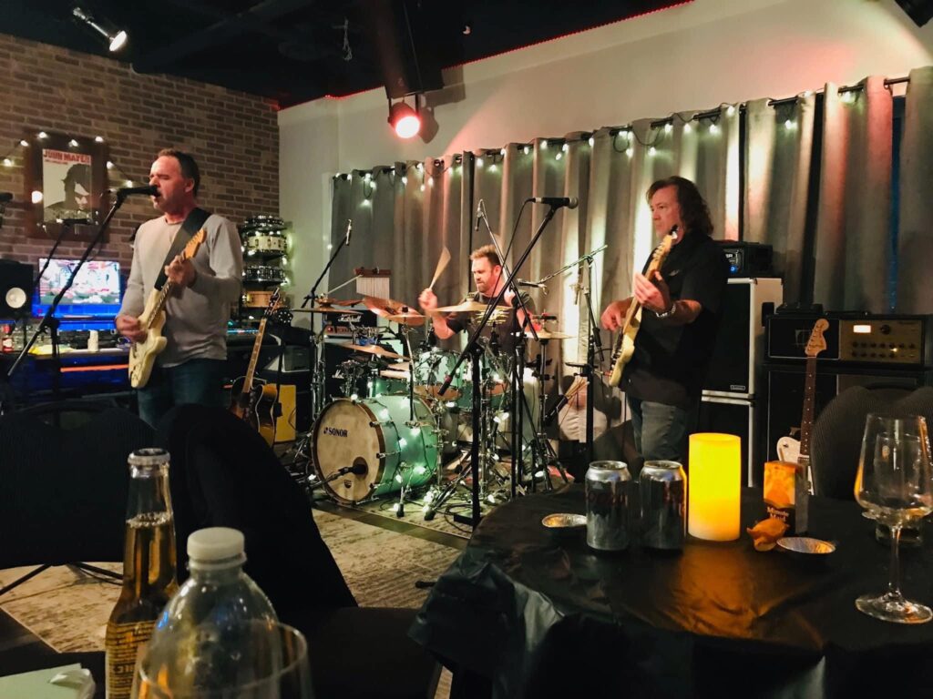 JMT Live